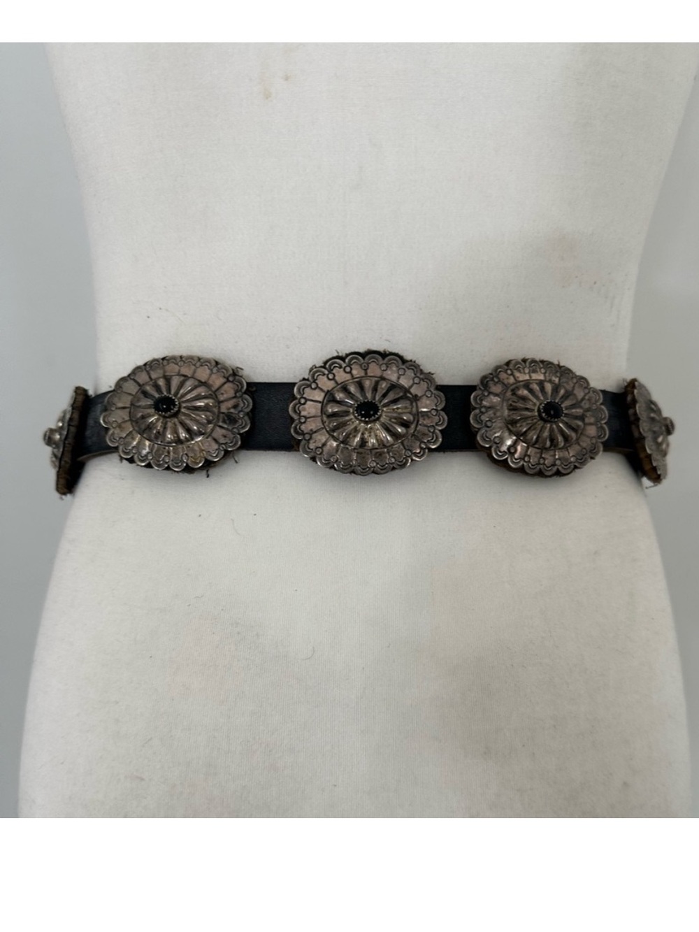 Vintage Native American Sterling Silver Onyx Conch Belt